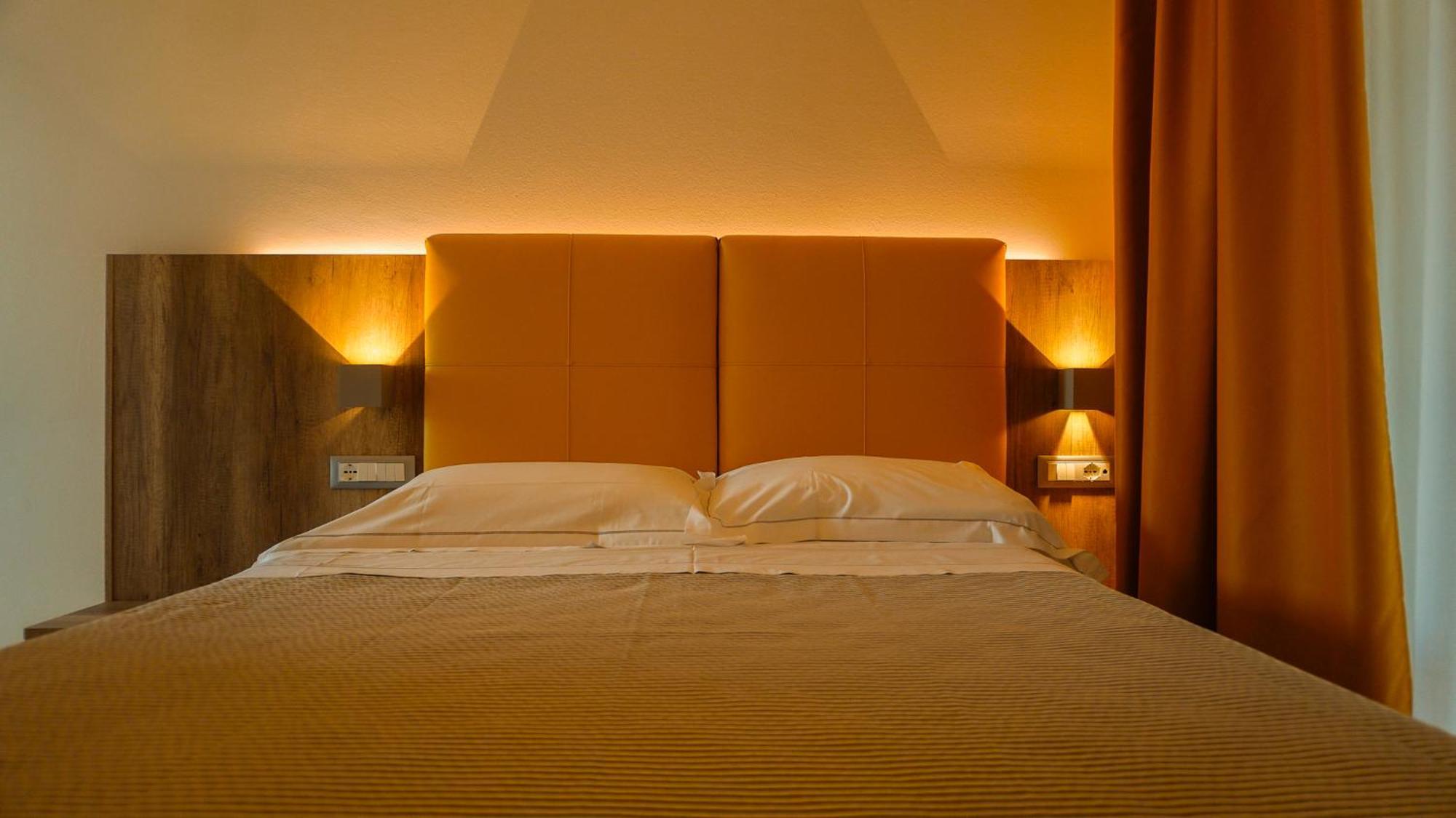 Hotel San Teodoro Esterno foto