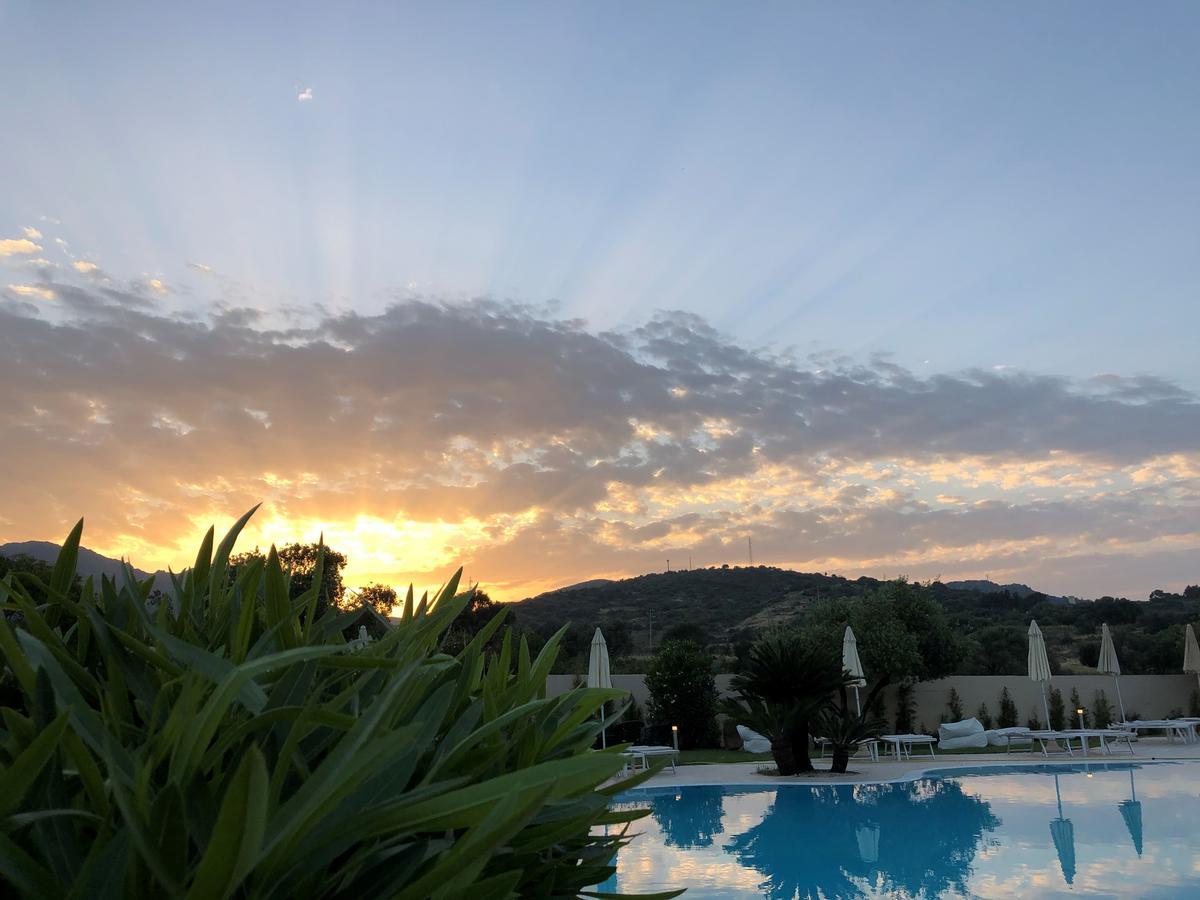 Hotel San Teodoro Esterno foto